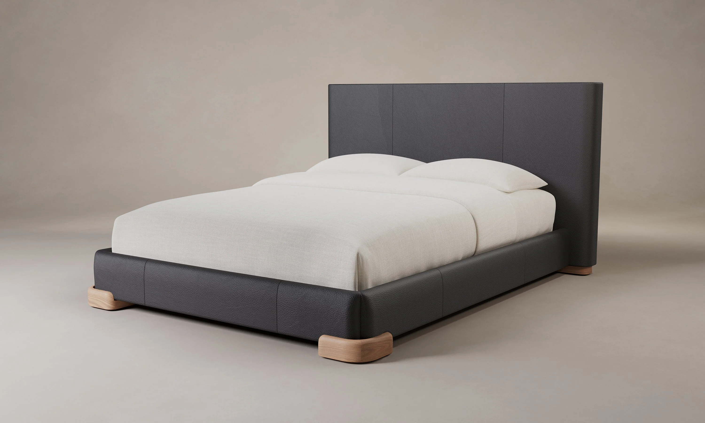 The Maxime Bed - Pebbled Leather Ink