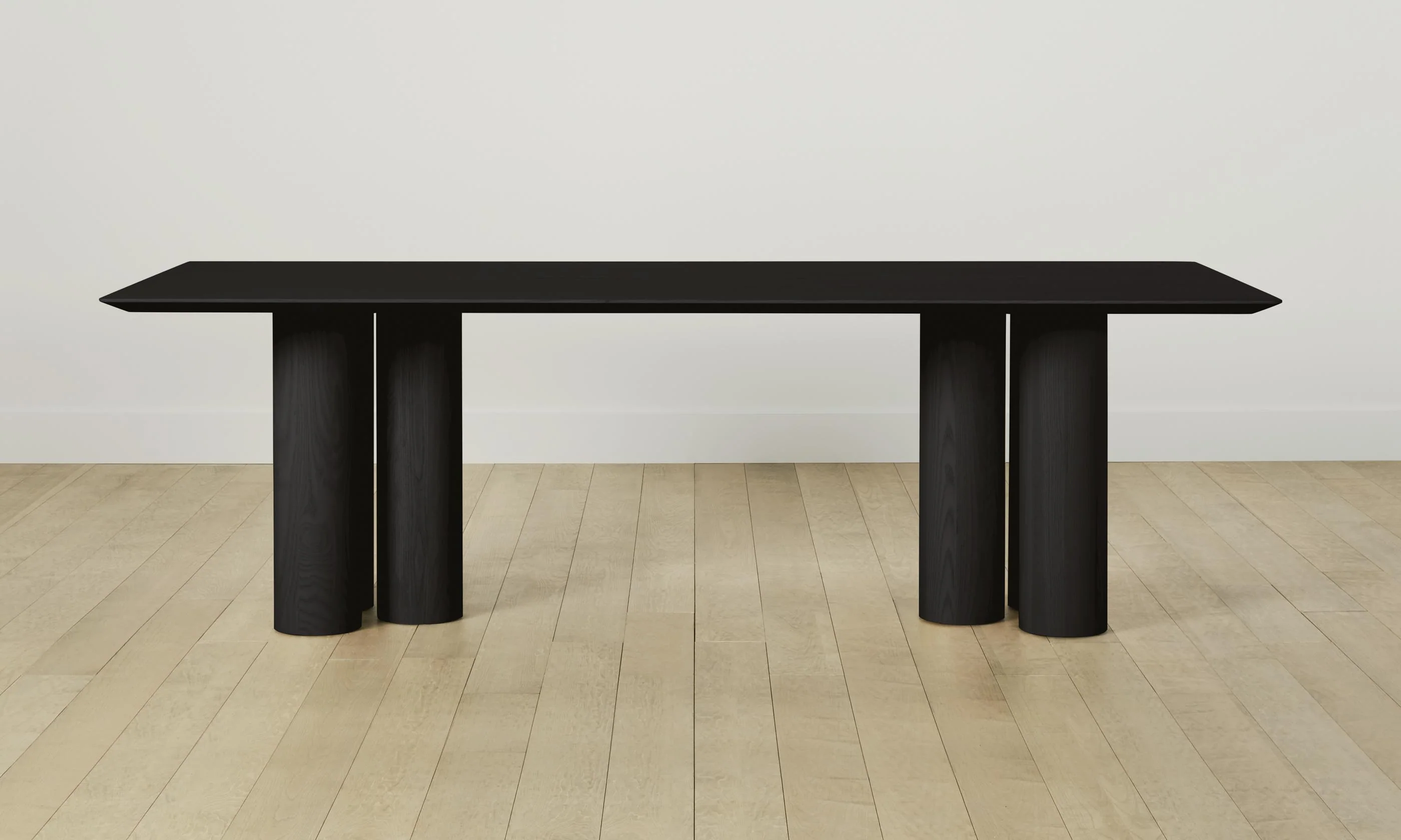 The Reade Dining Table - Image 5