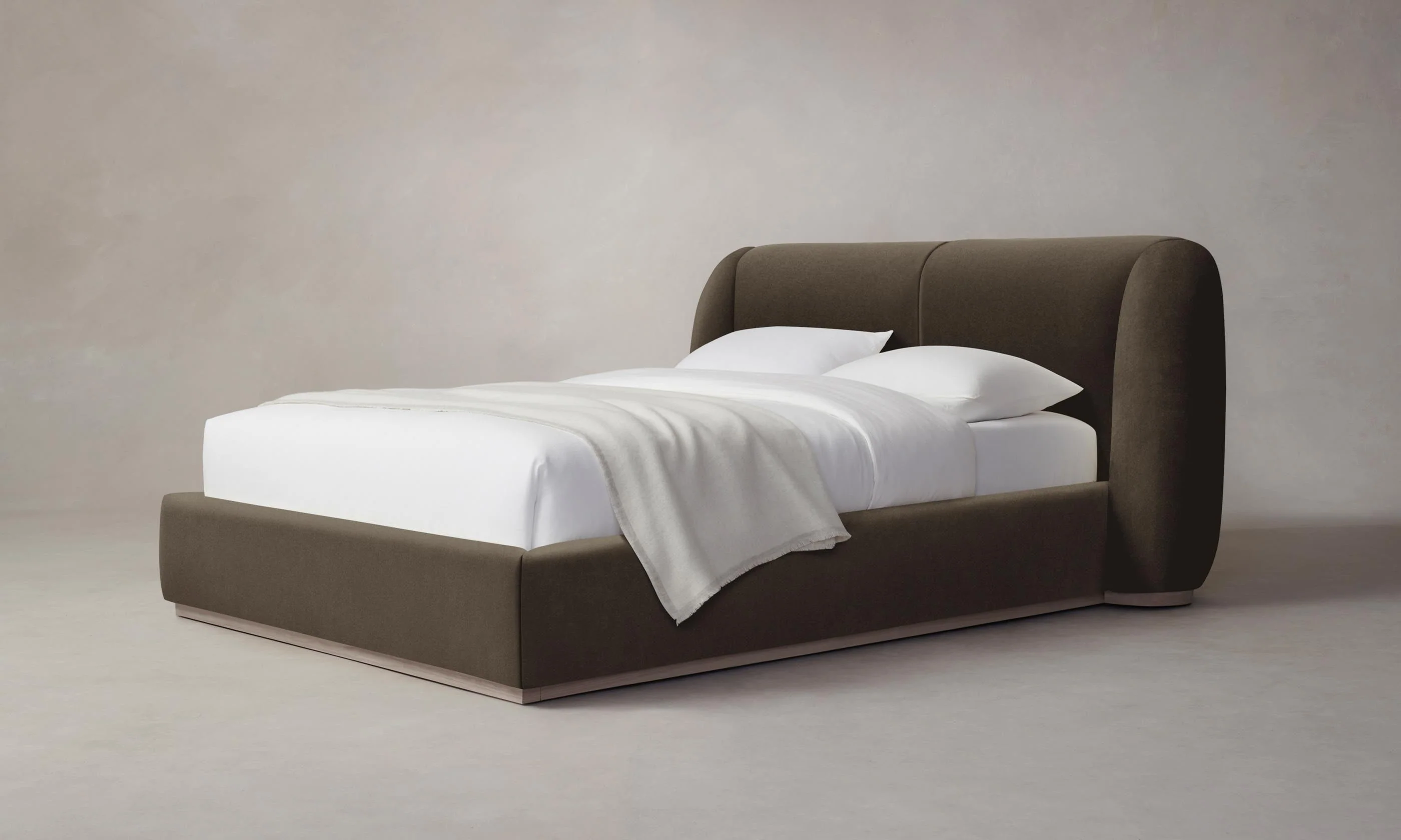 The Smith Bed - Mohair Mink