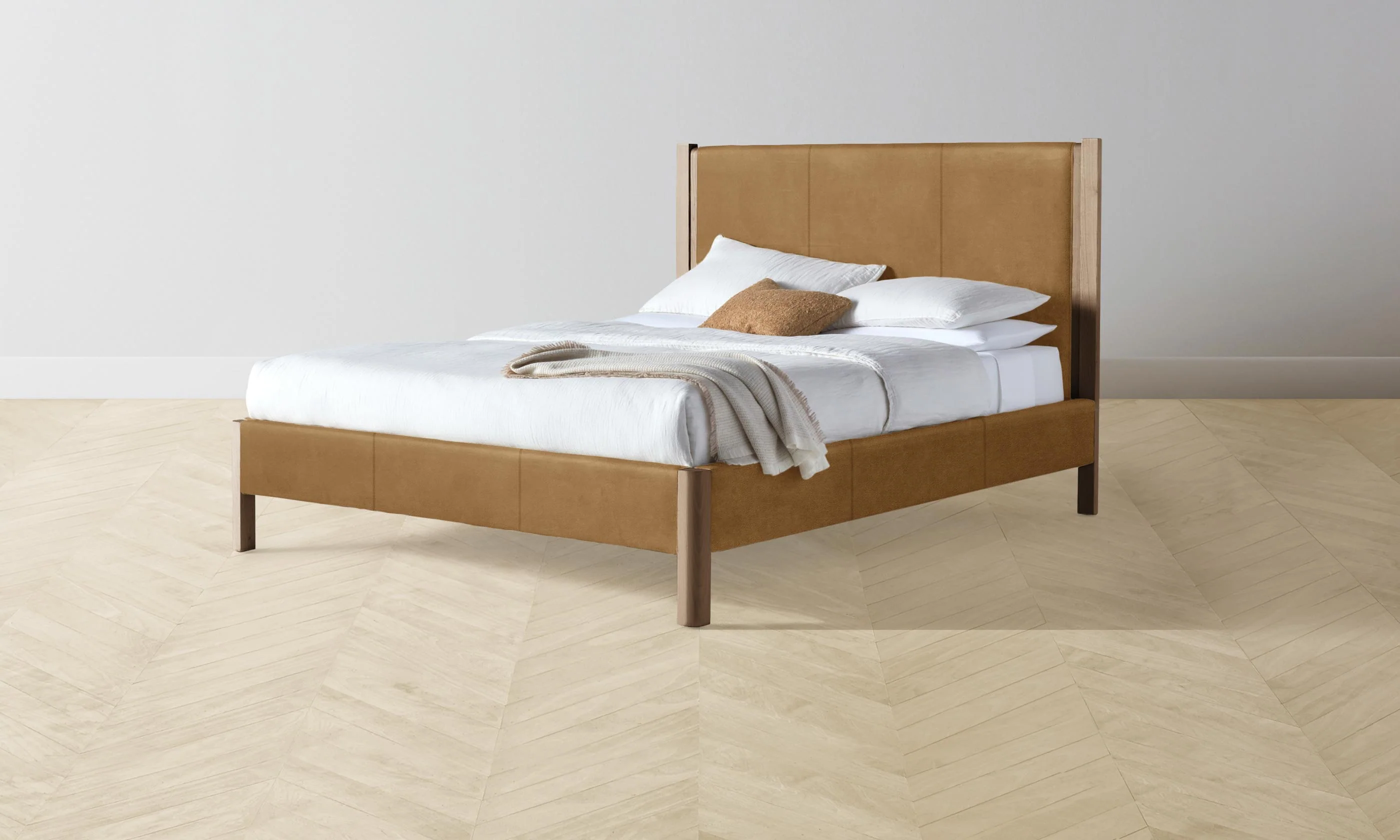 The Thompson Bed - Nubuck Leather Saddle - Image 3