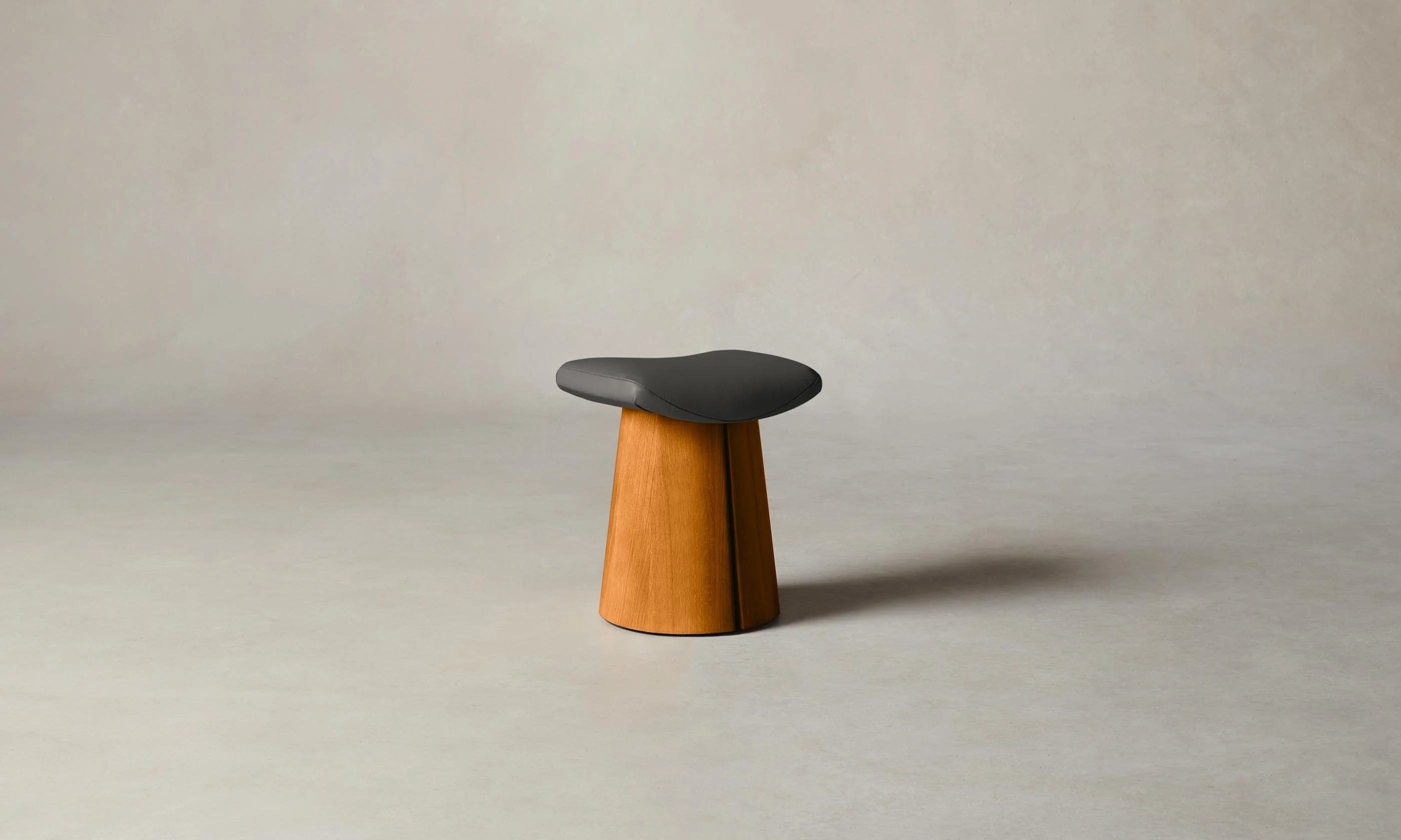 The Weston Stool - Pebbled Leather Ash - Image 4